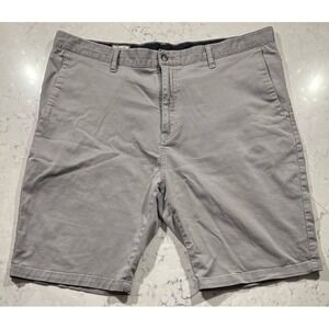 Volcom Chino Shorts Mens 40 Gray Skate Surf Streetwear Casual Beach Lifestyle